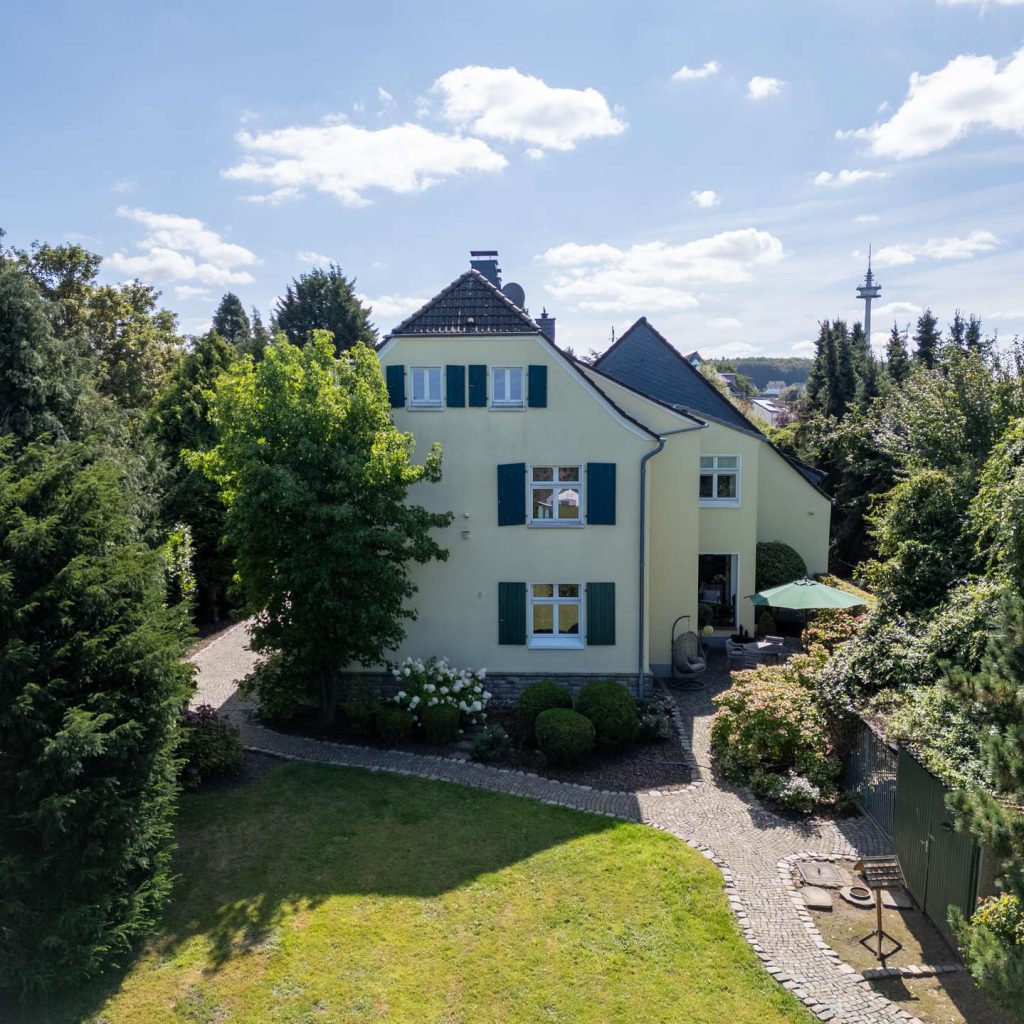 Ein Refugium mit Weitblick – exklusives Anwesen in der Berghofer Mark